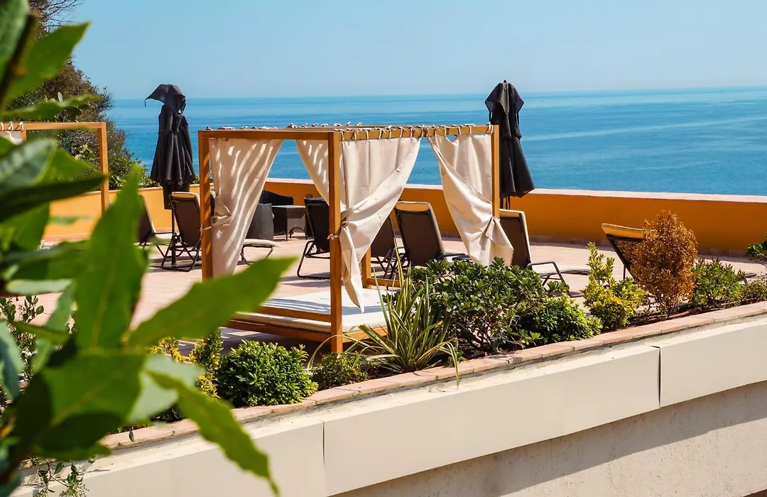 Hôtel La Pérouse Nice Baie des Anges-1